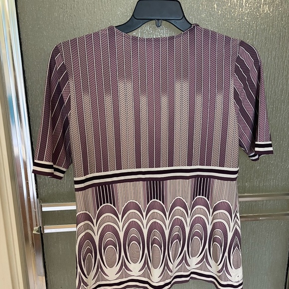 BCBGMaxAzria Art-Deco top, size L - Picture 4 of 5
